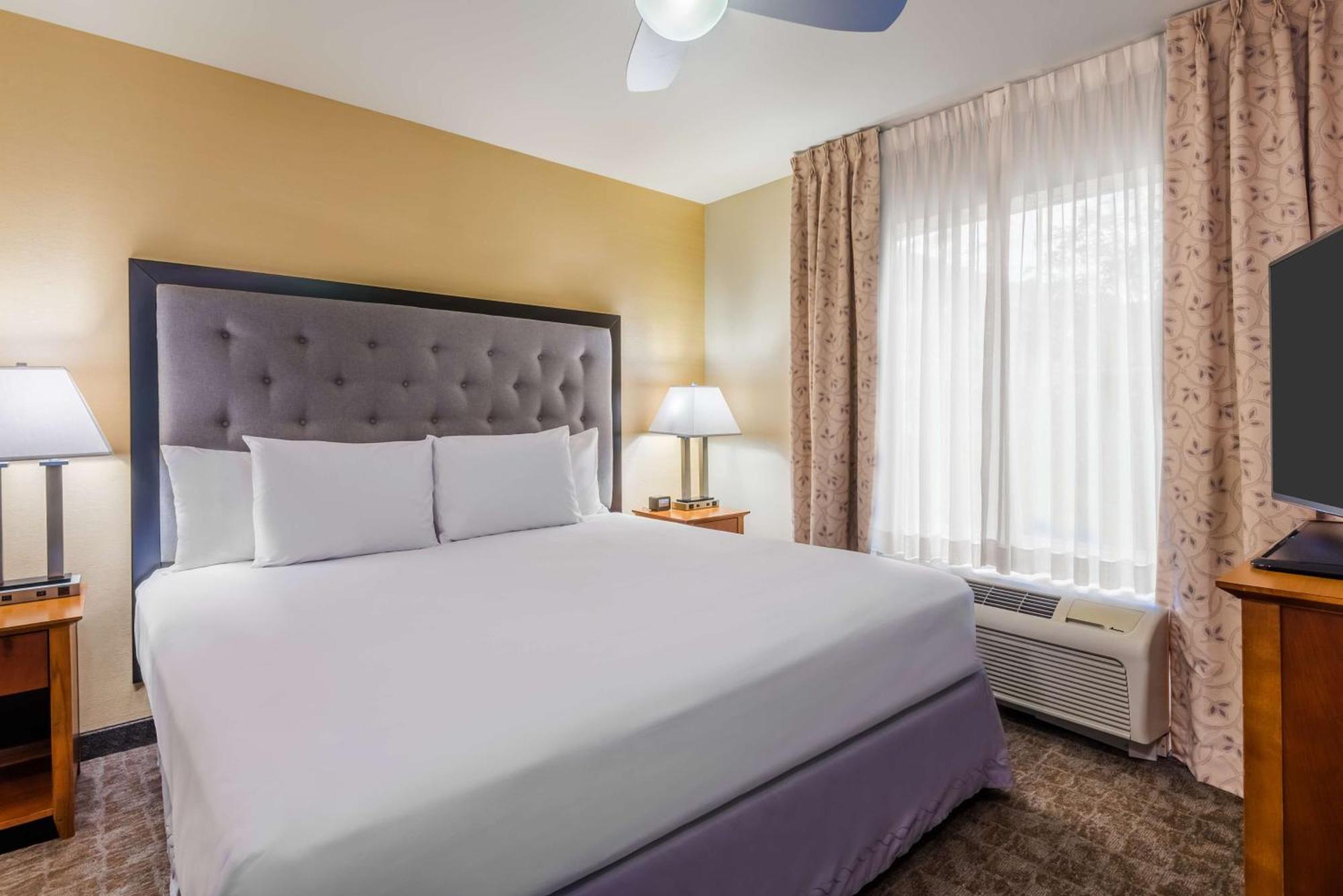 Larkspur Landing Extended Stay Suites St Louis Riverport Maryland Heights Exterior foto